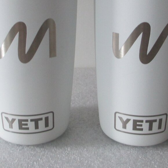 2 YETI 10 OZ RAMBLER TUMBLERS - Picture 11 of 11